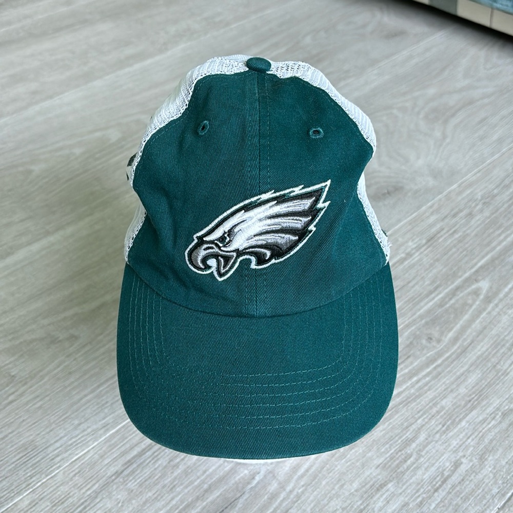 Philadelphia Eagles Closer 47 Stretch Fit Hat S-M